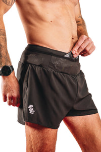262 Pocket shorts with 360° mesh pockets carrying phone and gels